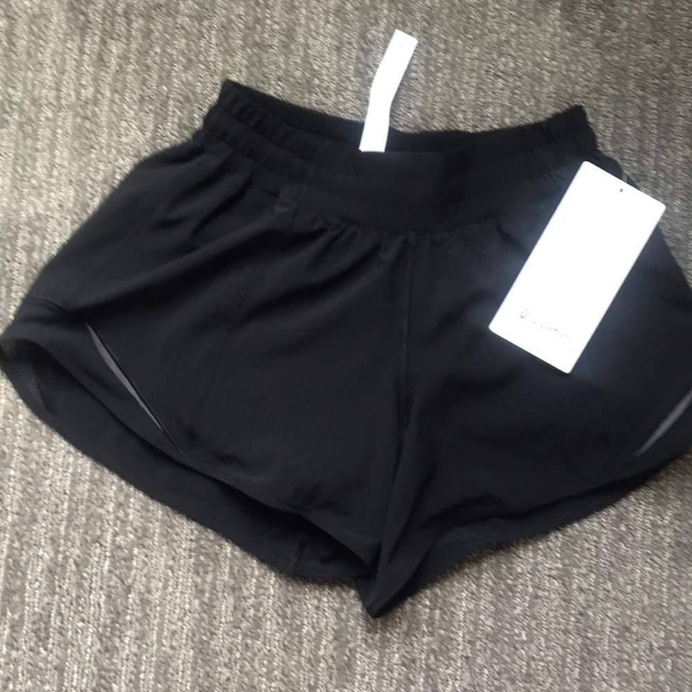 Brand New “Hotty Hot short 4 inch”